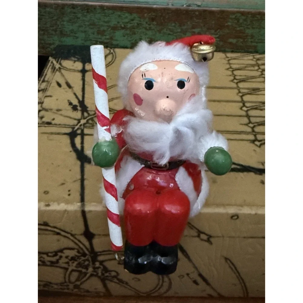 Christmas Wooden Self‎ Stick 2 Stocking Hanger Holders Santa Vtg 1981